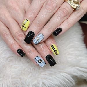 Press on nails| gel press on | High quality|stiletto code m15